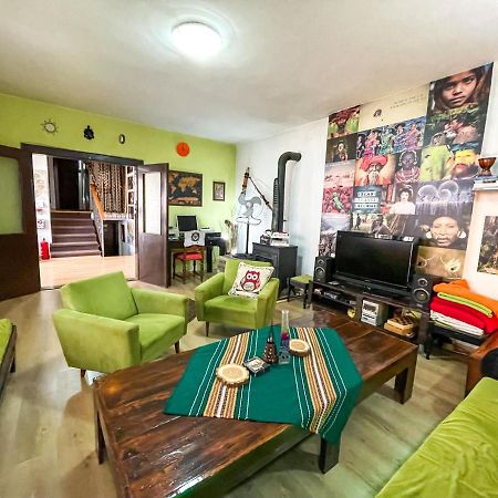 Hi Skopje Hostel Екстер'єр фото