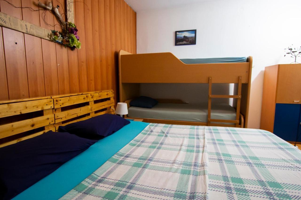 Hi Skopje Hostel Екстер'єр фото