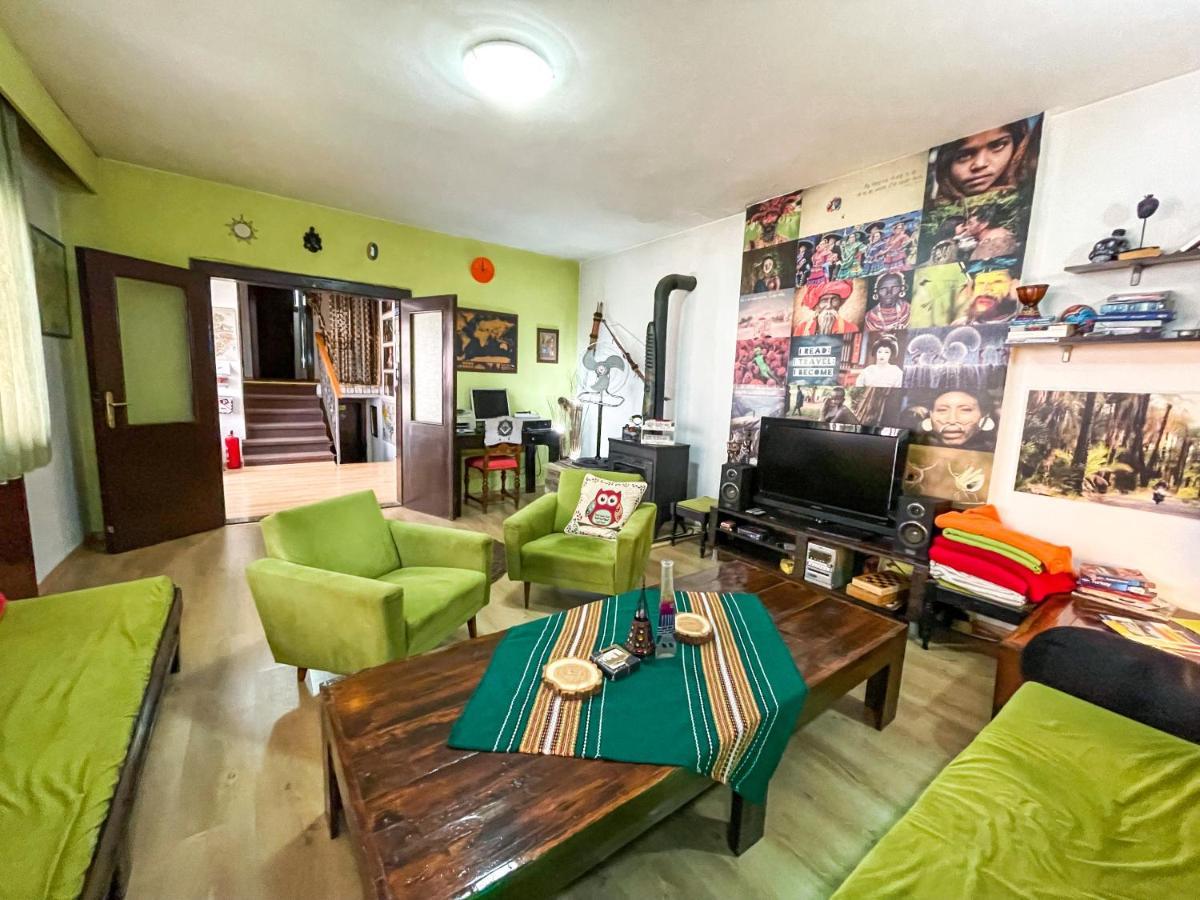 Hi Skopje Hostel Екстер'єр фото