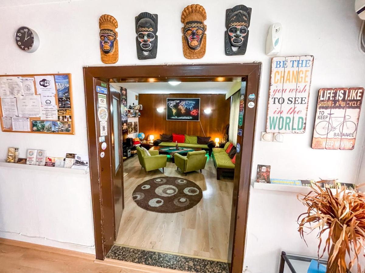 Hi Skopje Hostel Екстер'єр фото