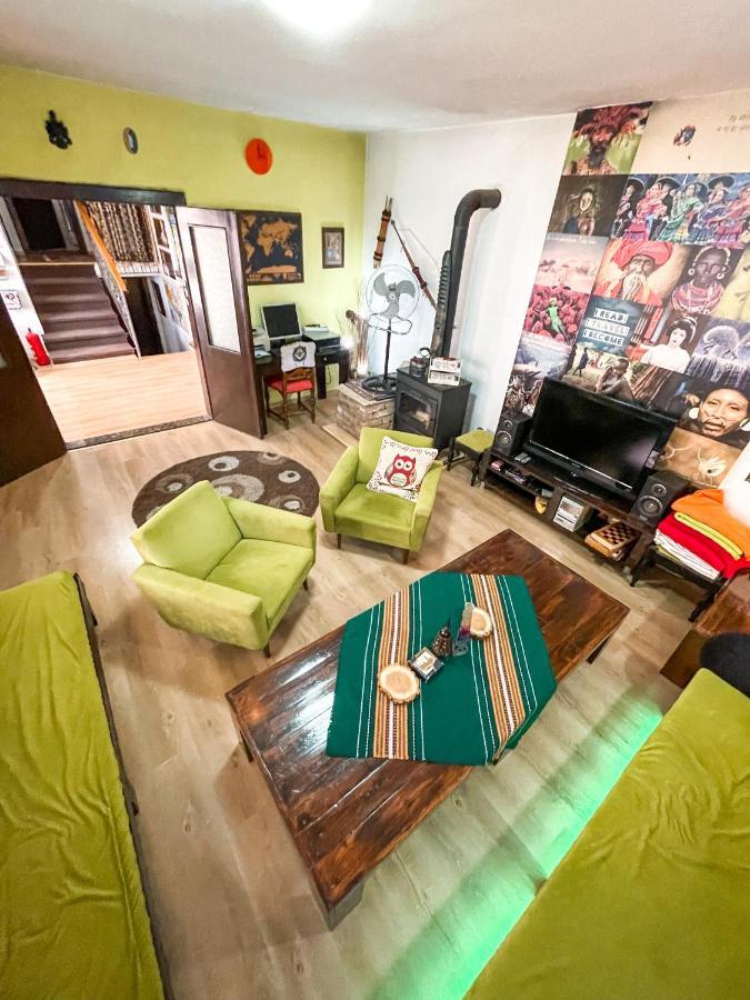 Hi Skopje Hostel Екстер'єр фото