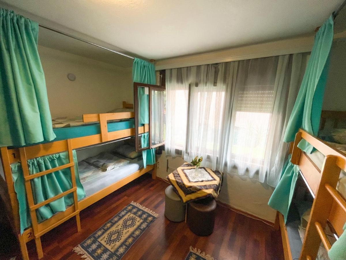 Hi Skopje Hostel Екстер'єр фото