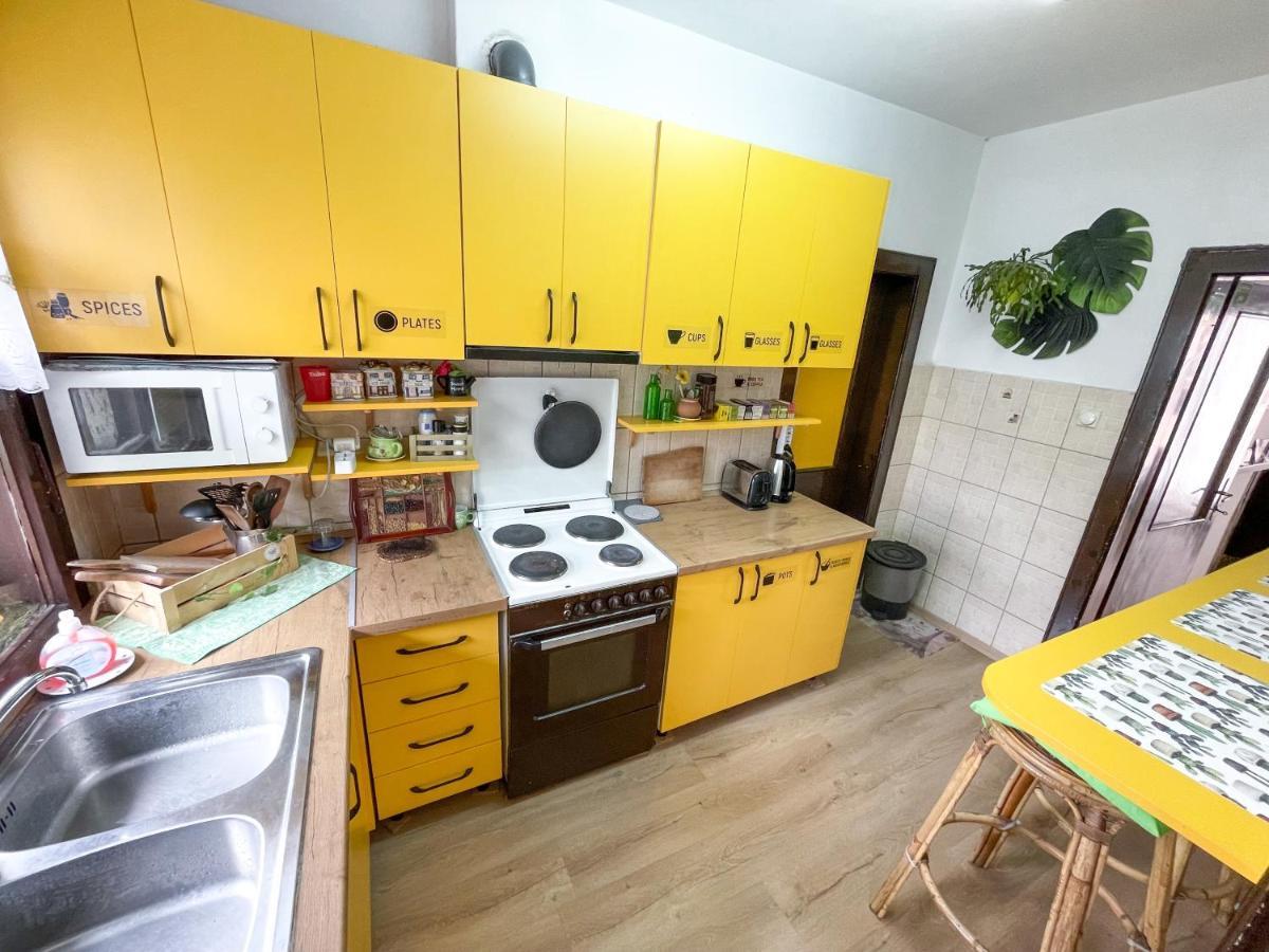 Hi Skopje Hostel Екстер'єр фото
