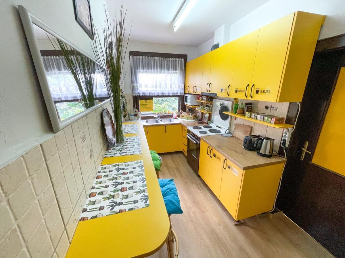 Hi Skopje Hostel Екстер'єр фото